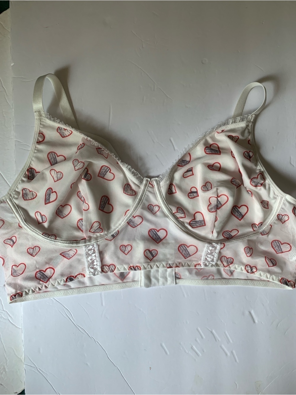 Women’s Cream Underwire Bra with Red Heart Print 3xl
